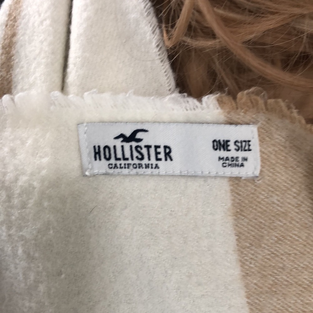 HOLLISTER SCARF - Picture 5 of 5